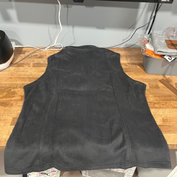 Columbia Black Women's Vest - Picture 4 of 4